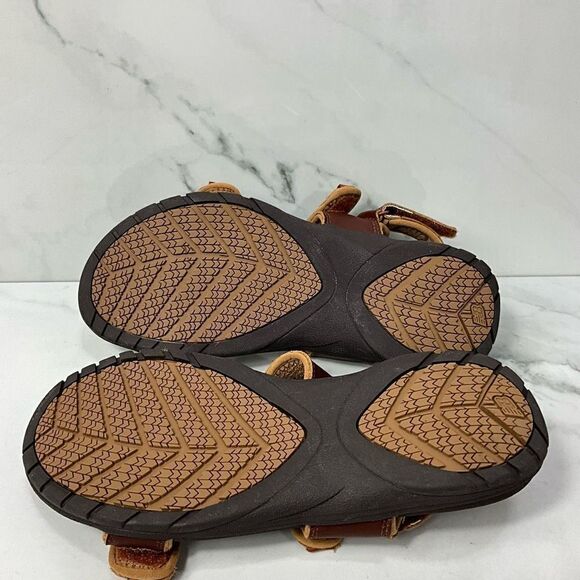 NEW BALANCE Sandals - Picture 6 of 7